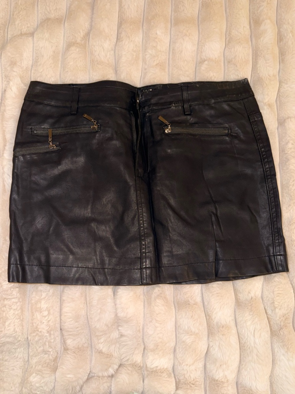 Forever 21 Black Faux Leather Mini Skirt with Zip Pockets